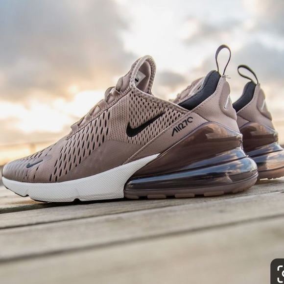 nike 270 sepia stone